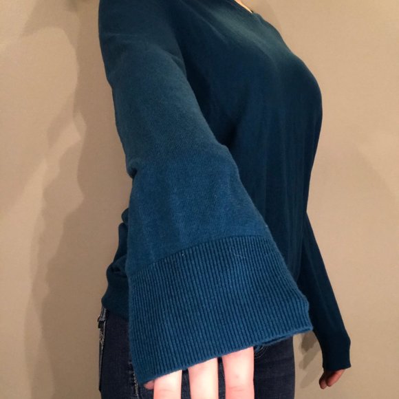 Sweet Blue Banana Republic Sweater Size M - Picture 3 of 8